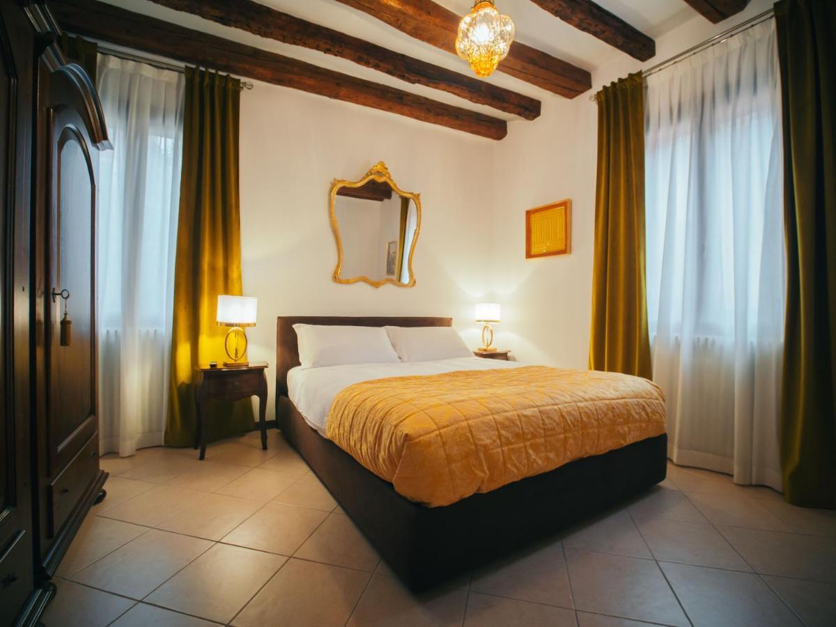 Ca' Mazzega Apartment *